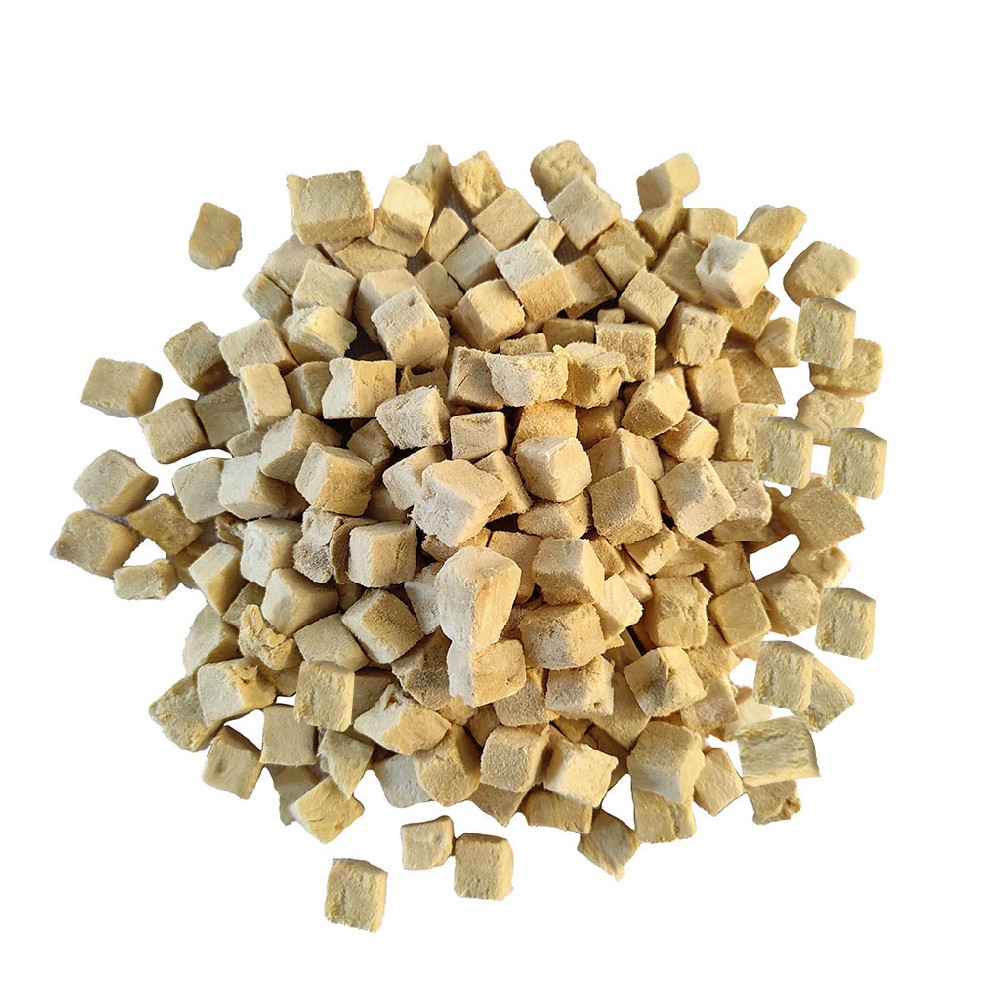 Freeze-dried Salmon Cubes
